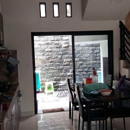 My Homestay Sarongge Exterior foto