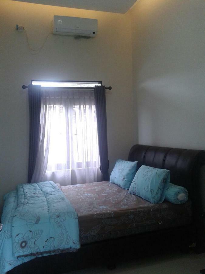 My Homestay Sarongge Exterior foto